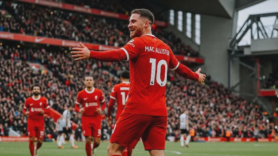 Alexis Mac Allister Kecewa Tak Dapat Kontrak Baru dari Liverpool, tetapi Pilih Bertahan