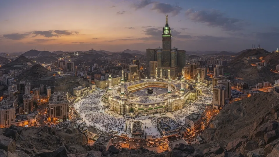 Arab Saudi Keluarkan Peringatan Darurat Potensi Serangan di Mekkah, Jeddah, dan Taif