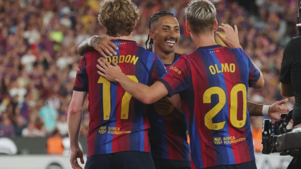 Barcelona Pesta Gol di Mestalla, Blaugrana Hancurkan Valencia 5-0