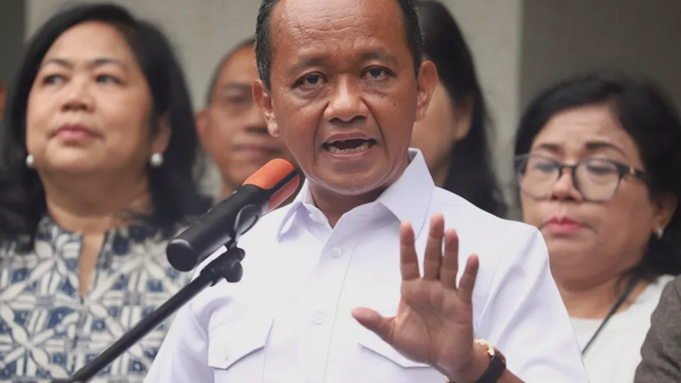 Pemerintah Siapkan Aturan Larangan Orang Kaya Pakai BBM Subsidi