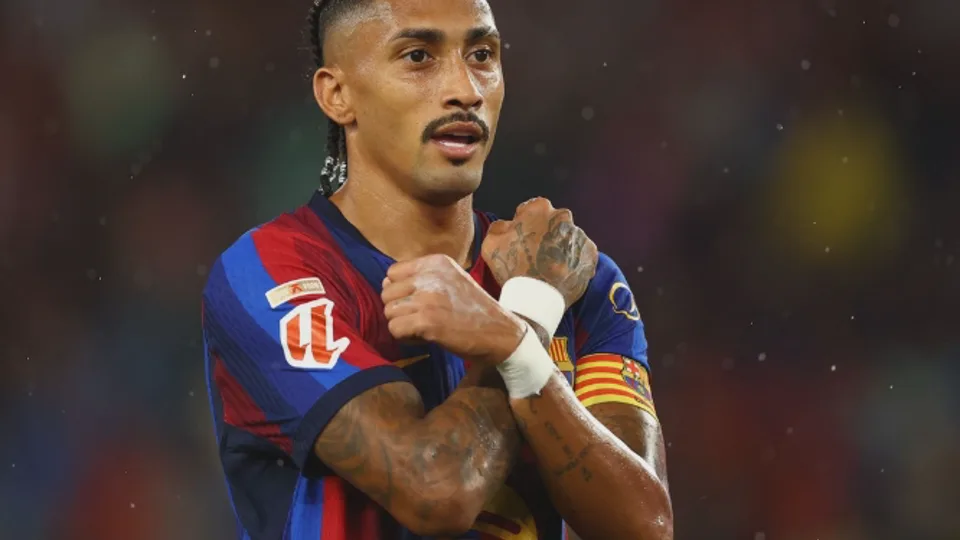 Raphinha Absen di Nominasi Ballon d'Or 2026, Luis Garcia: Ini Lelucon!