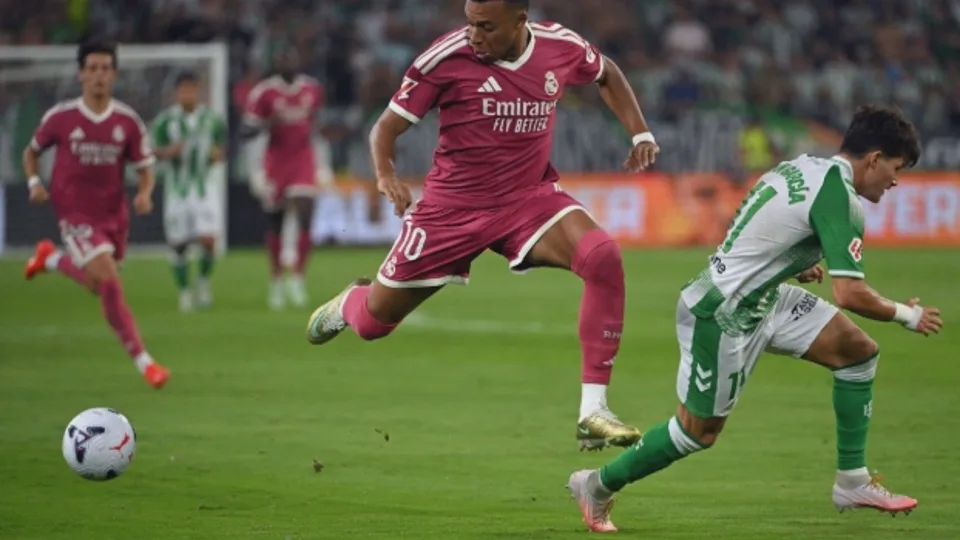 Real Madrid Kalah 0-1 dari Betis Meski Dominan, Mourinho Bingung