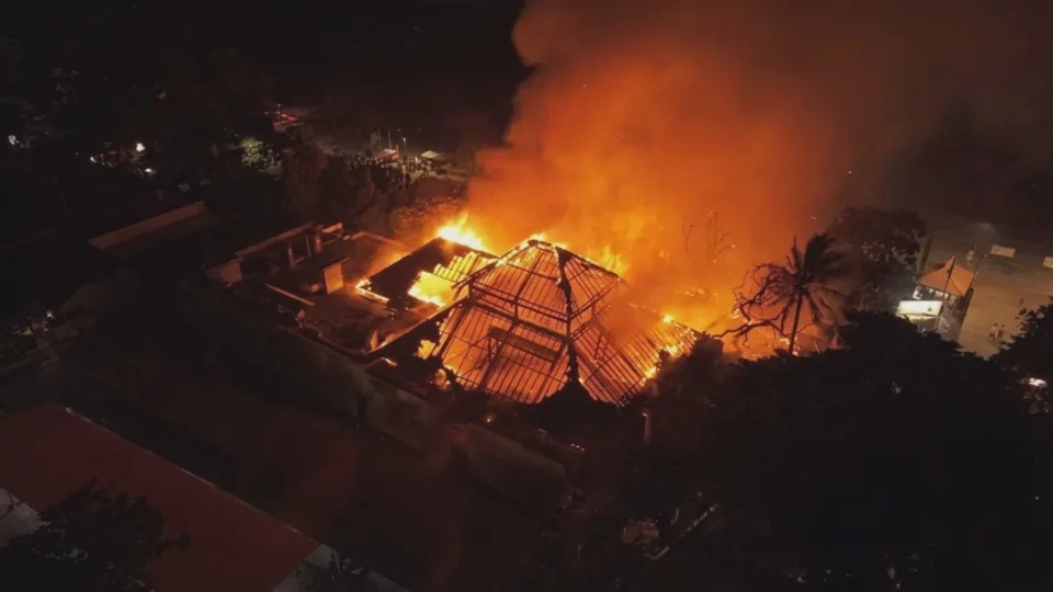 Restoran Gado-Gado di Seminyak Kebakaran, Balon Helium Diduga Jadi Pemicu
